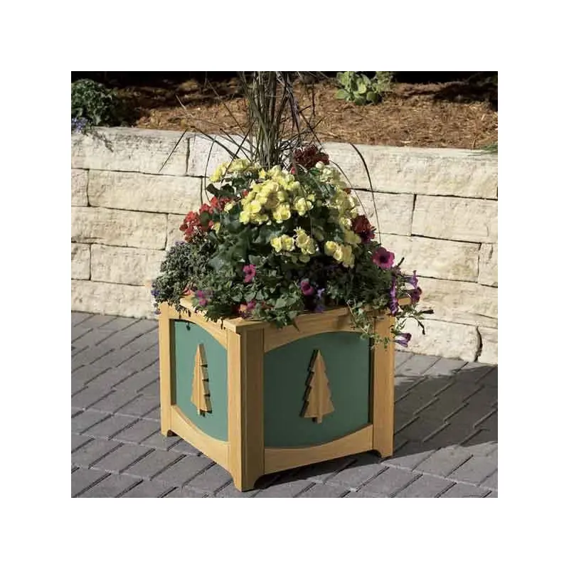 Woodworking Project Paper Plan to Build Patio-Perfect Planter Box