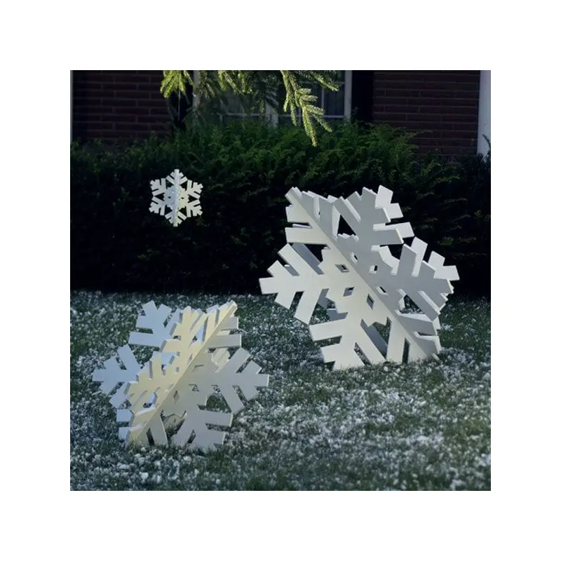 Woodworking Project Paper Plan to Build Super-Sized Snowflake Trio