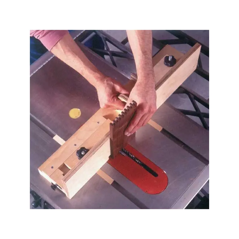 Woodworking Project Paper Plan to Build Box-Joint Jig Plan with a Penchant for Precision