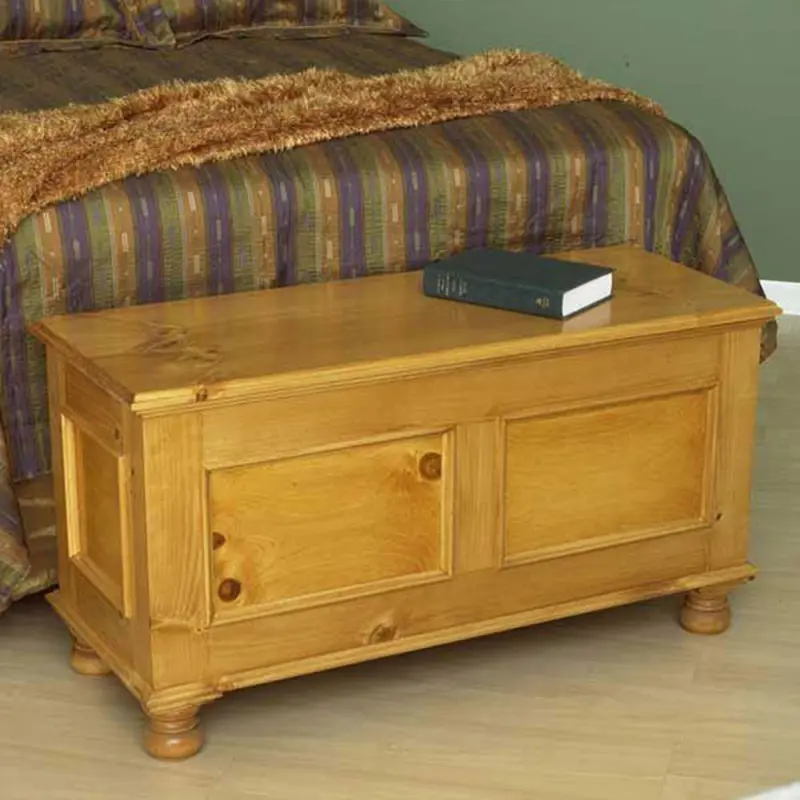 Downloadable Woodworking Project Plan to Build Cedar-Lined Blanket Chest